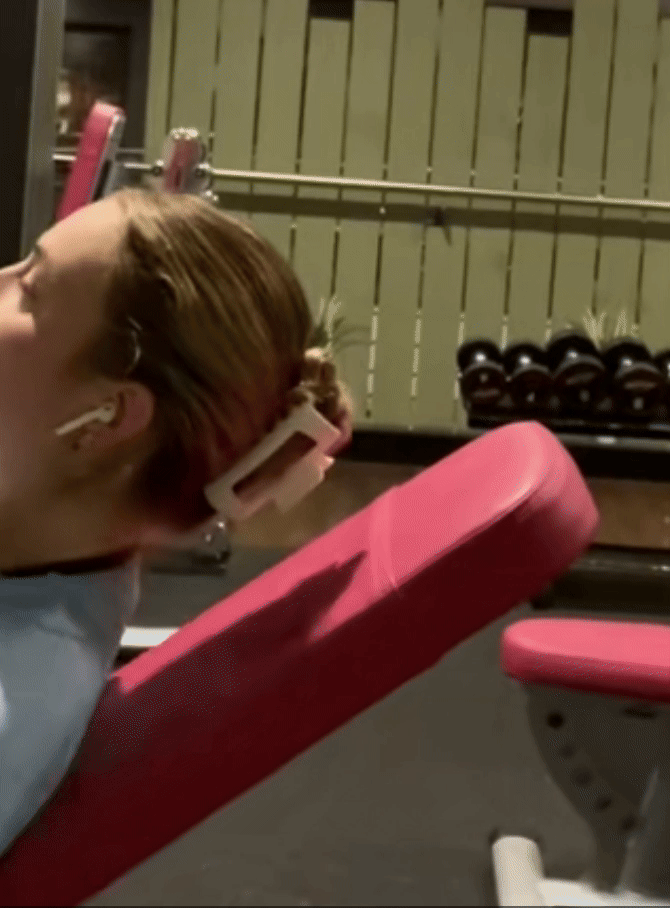 Mjukk­lämman - hårklämman som inte trycker mot huvudet